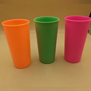 Vintage Tupperware 8 oz Cups 3 Bright Colors Pink Orange Green 116 Pre-owned